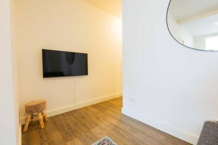 Apartment Stylish 50m2 Two-bedroom - Sd23k *